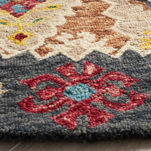 Safavieh Aspen 7'-0" x 7'-0" Rug in Beige / Charcoal