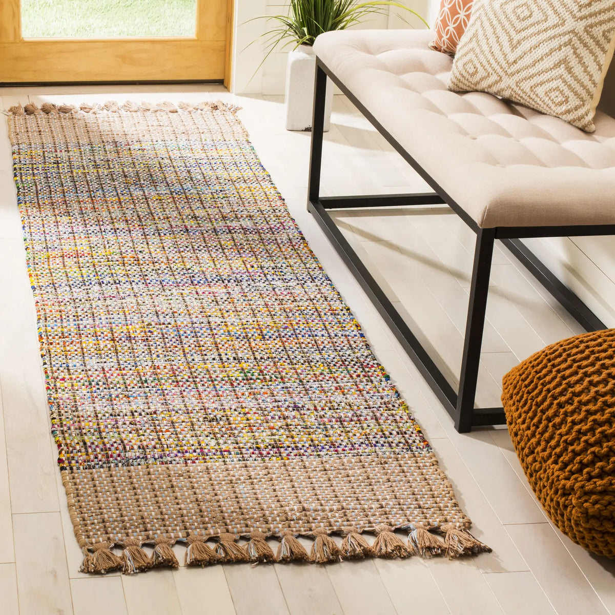 Safavieh Montauk 2'-3" x 8'-0" Rug in Beige / Multi