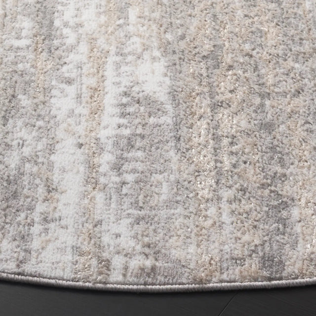 Safavieh Maya 6'-7" x 6'-7" Rug in Ivory / Grey
