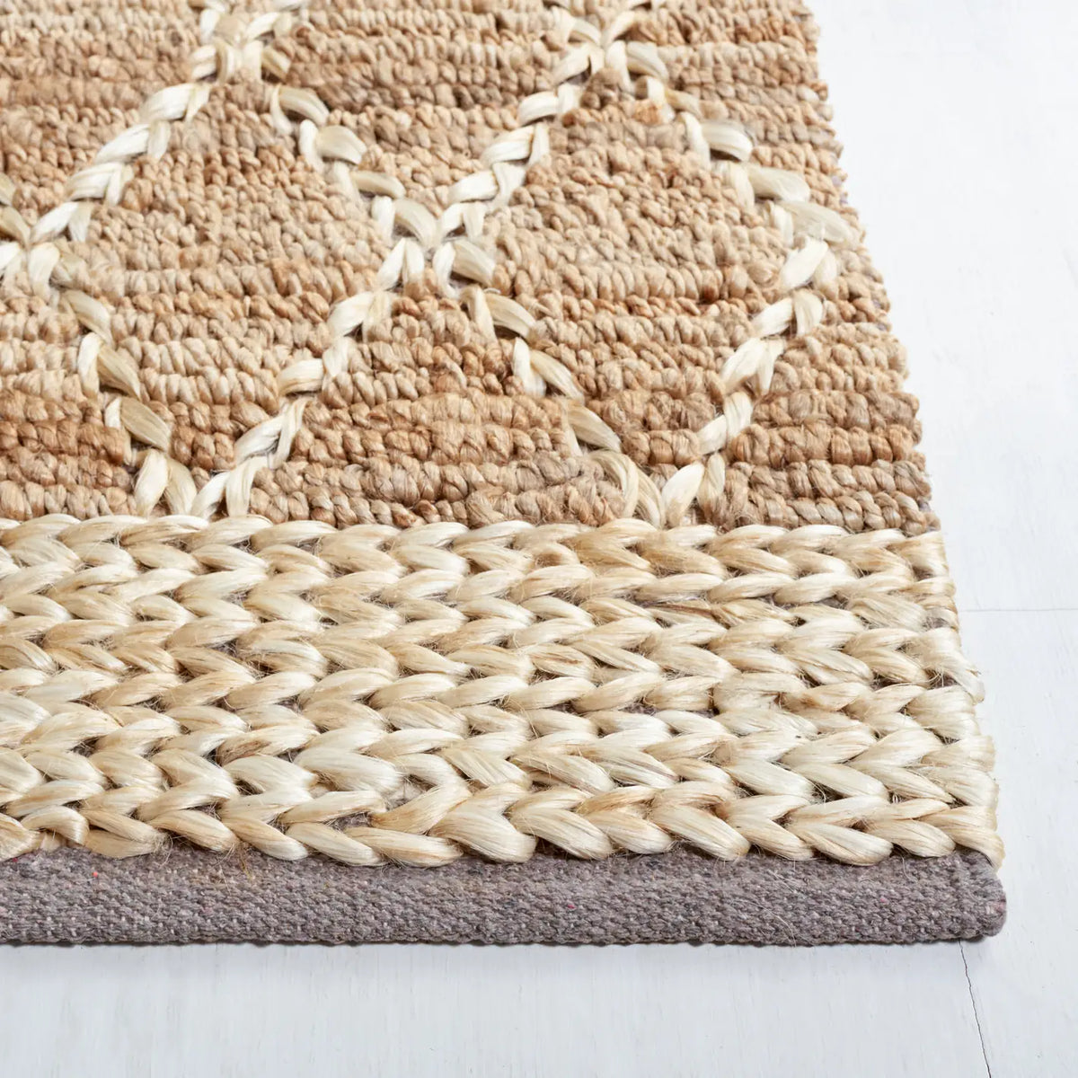 Safavieh Natural Fiber 4'-0" x 6'-0" Rug in Natural