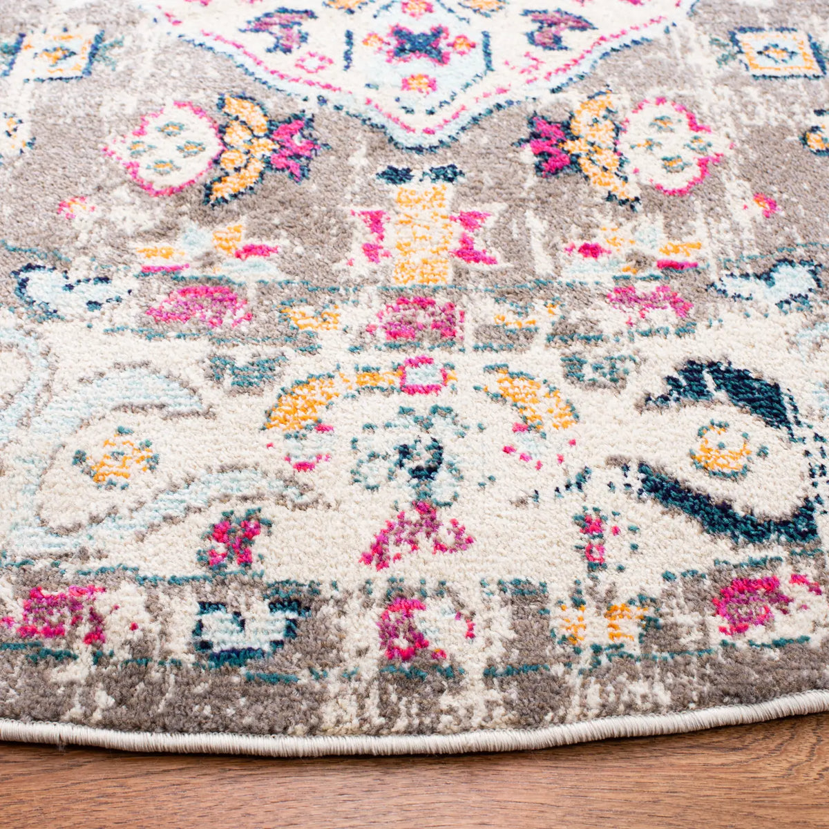 Safavieh Madison 6'-7" x 6'-7" Rug in Taupe / Ivory
