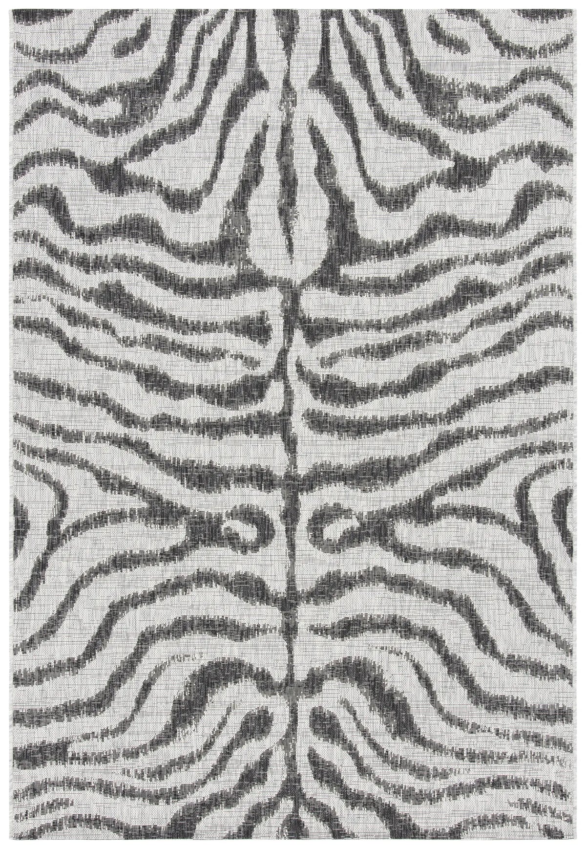Safavieh Courtyard 4'-0" x 5'-7" Rug in Grey / Black