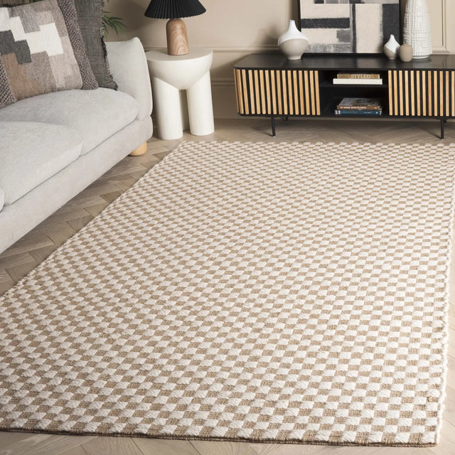 Safavieh Natural Fiber 4'-0" x 6'-0" Rug in Ivory / Natural