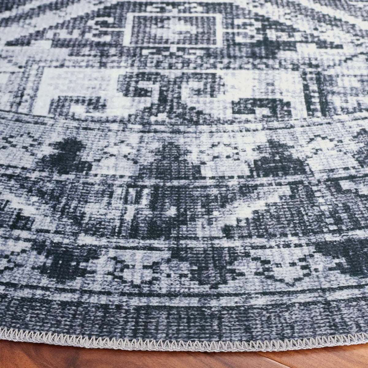 Safavieh Arizona 6'-0" x 6'-0" Rug in Grey Green / Ivory