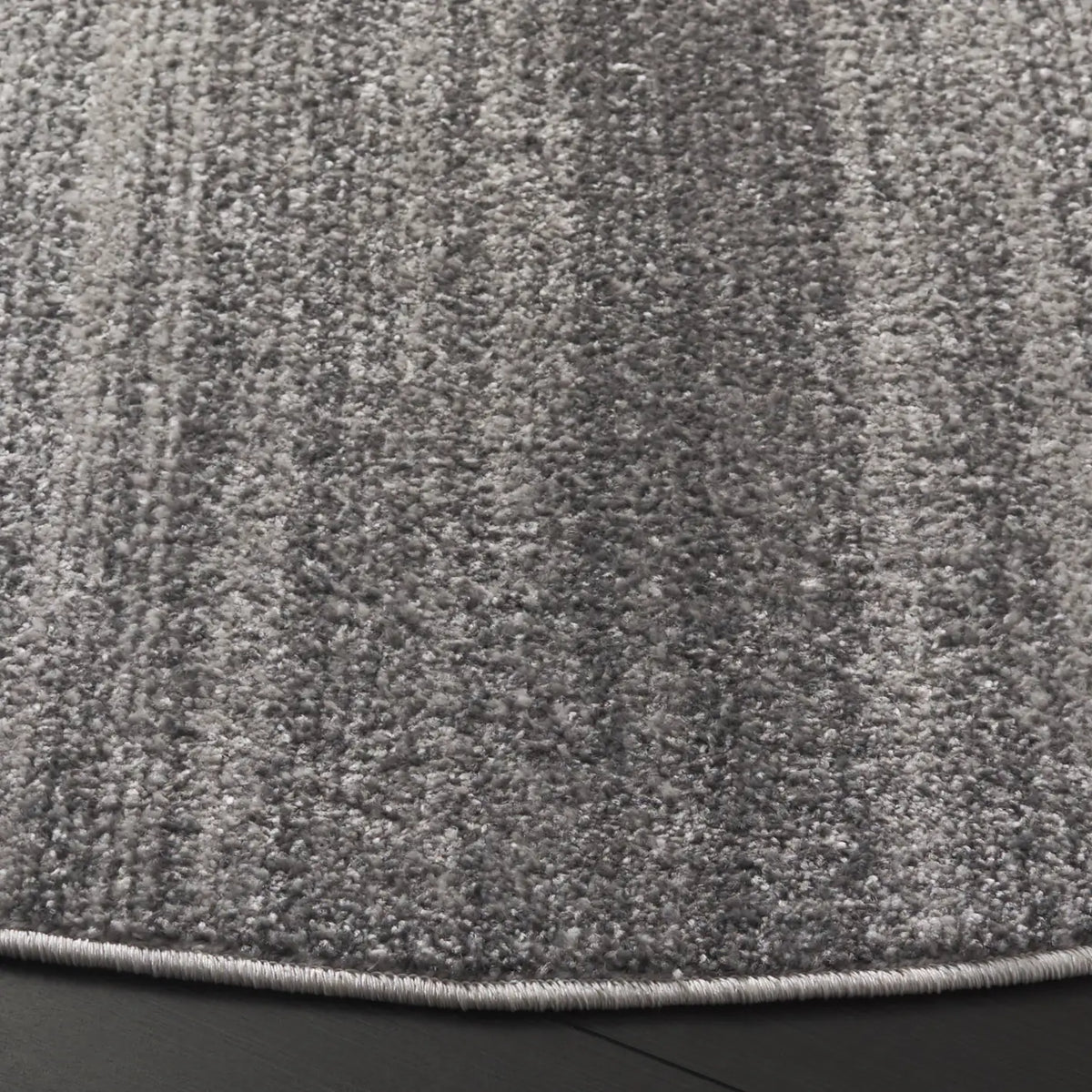 Safavieh Adirondack 6'-0" x 6'-0" Rug in Light Grey / Dark Grey