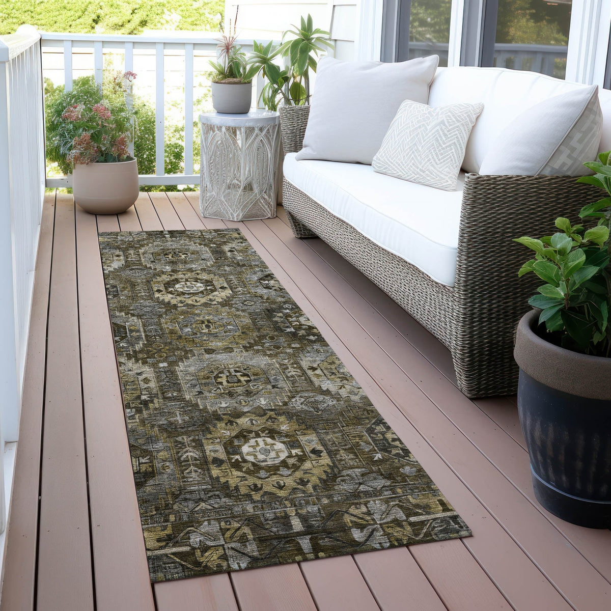 Addison Chantille ACN2024 Medallions Machine Made Traditional Mocha Rug