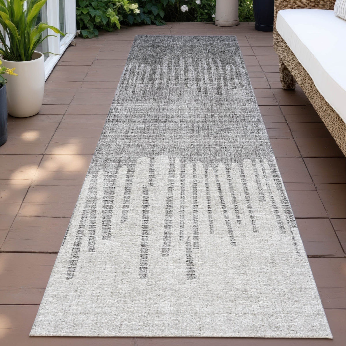 Addison Chantille ACN2135 Stripes Machine Made Transitional Gray Rug