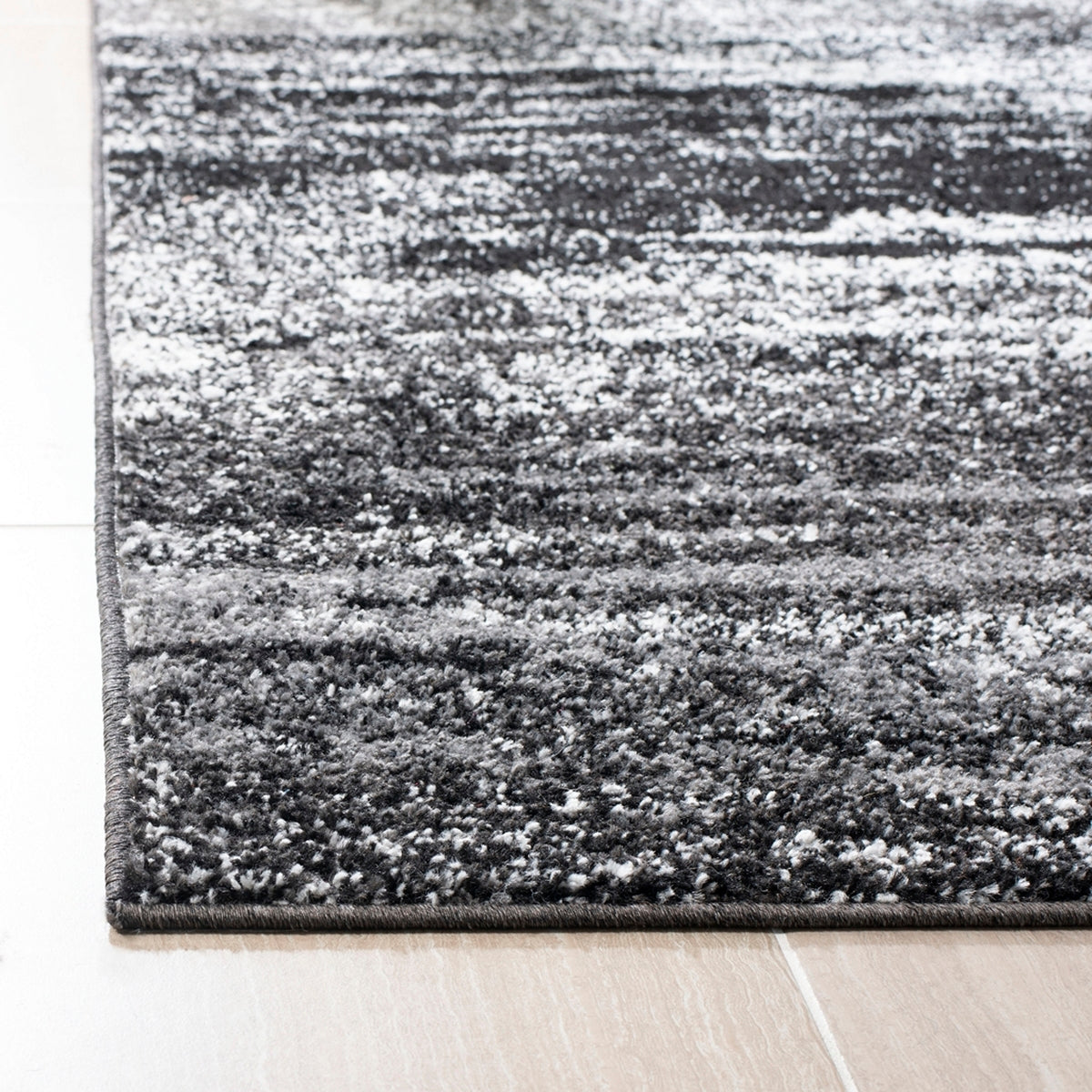 Safavieh Adirondack Adr112A Silver/Black Rug