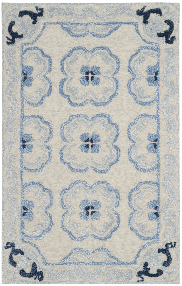 Safavieh Bella 2'-6" x 4'-0" Rug in Ivory / Blue