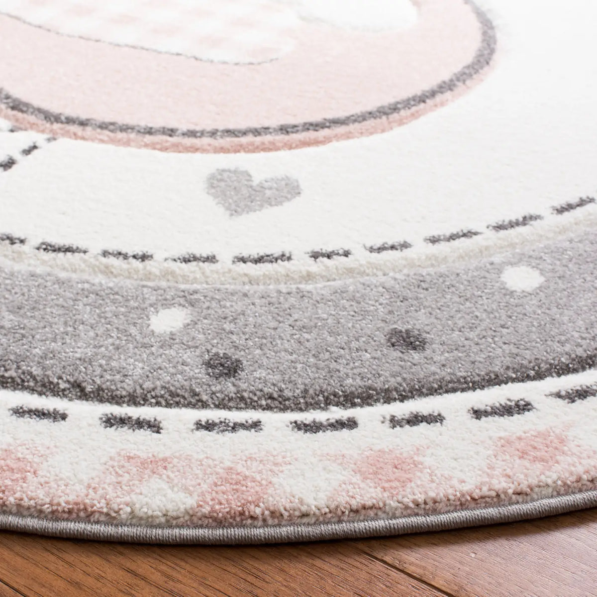 Safavieh Carousel Kids 100 5'-3" x 5'-3" Rug in Pink / Ivory
