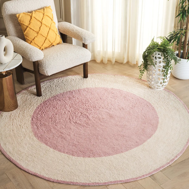Safavieh Easy Care 6'-0" x 6'-0" Rug in Ivory / Pink