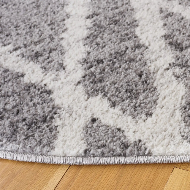Safavieh Adirondack 6'-0" x 6'-0" Rug in Ivory / Silver