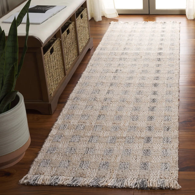 Safavieh Renewal 2'-3" x 8'-0" Rug in Ivory / Grey