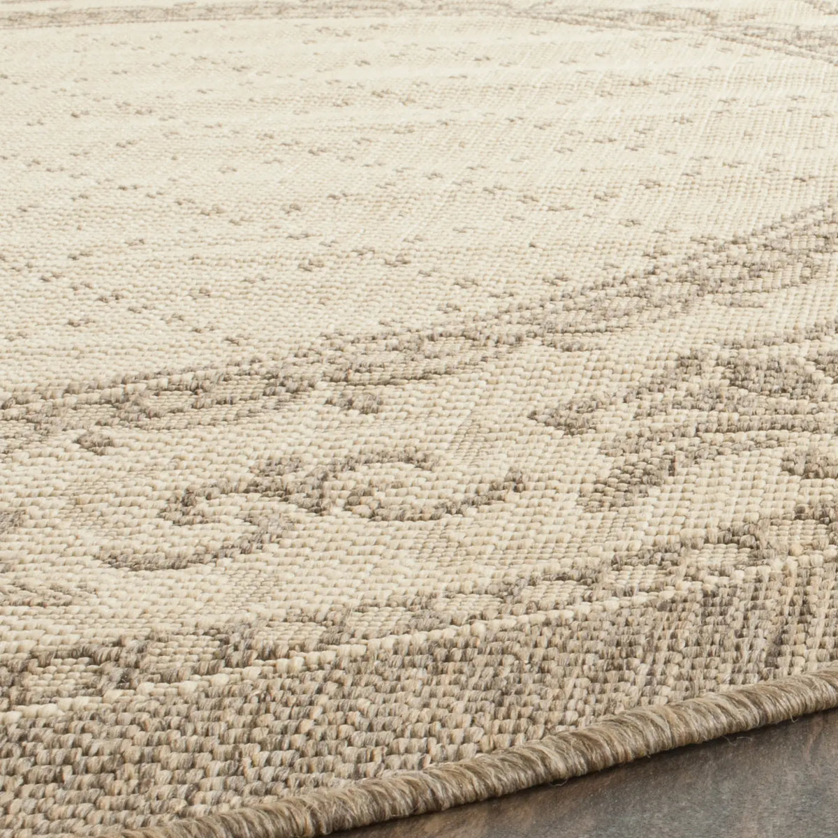 Safavieh Courtyard 5'-3" x 5'-3" Rug in Natural / Brown