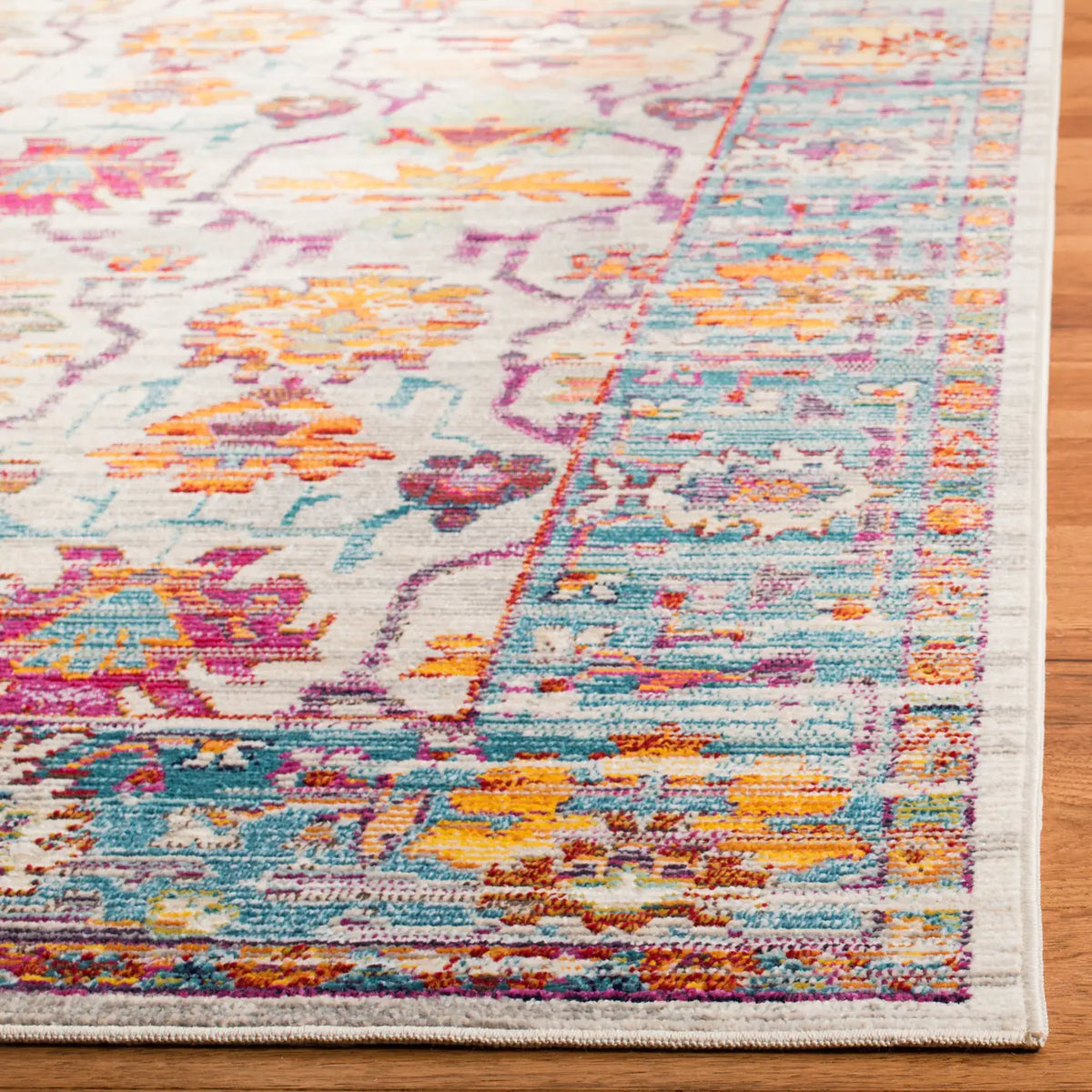 Safavieh Crystal 4'-0" x 6'-0" Rug in Cream / Teal