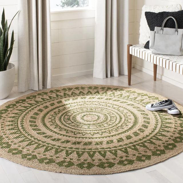 Safavieh Natural Fiber 5'-0" x 5'-0" Rug in Green / Natural