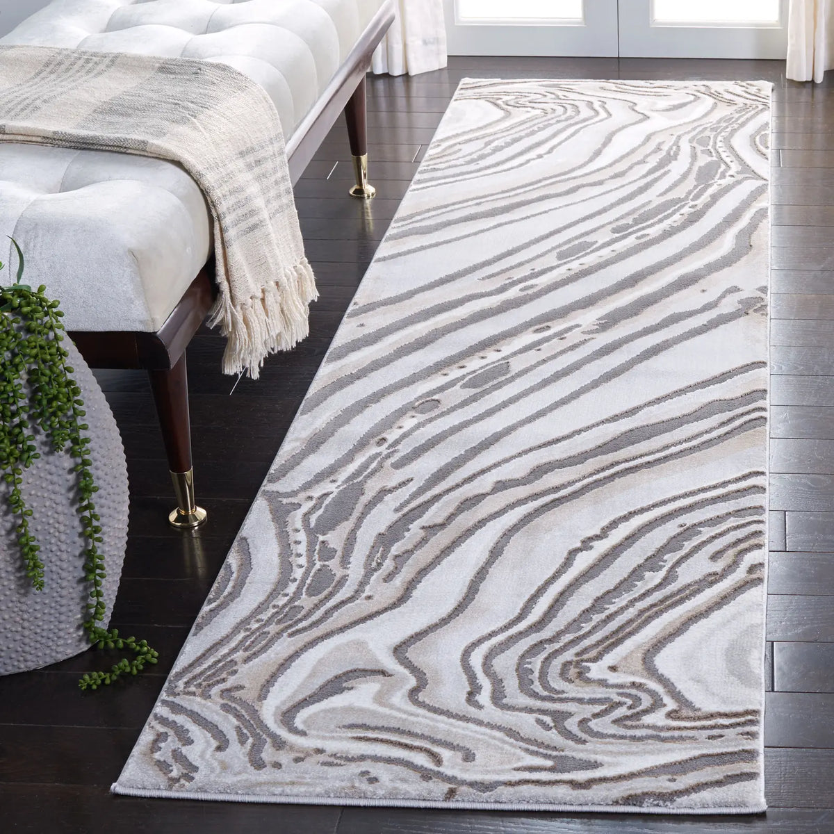Safavieh Craft 2'-3" x 8'-0" Rug in Gold / Grey