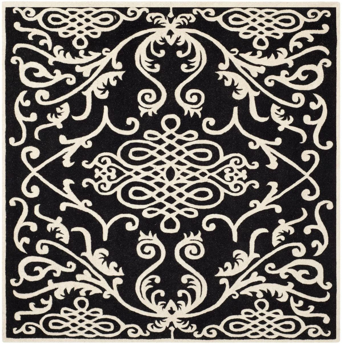 Safavieh Soho 6'-0" x 6'-0" Rug in Black / Ivory