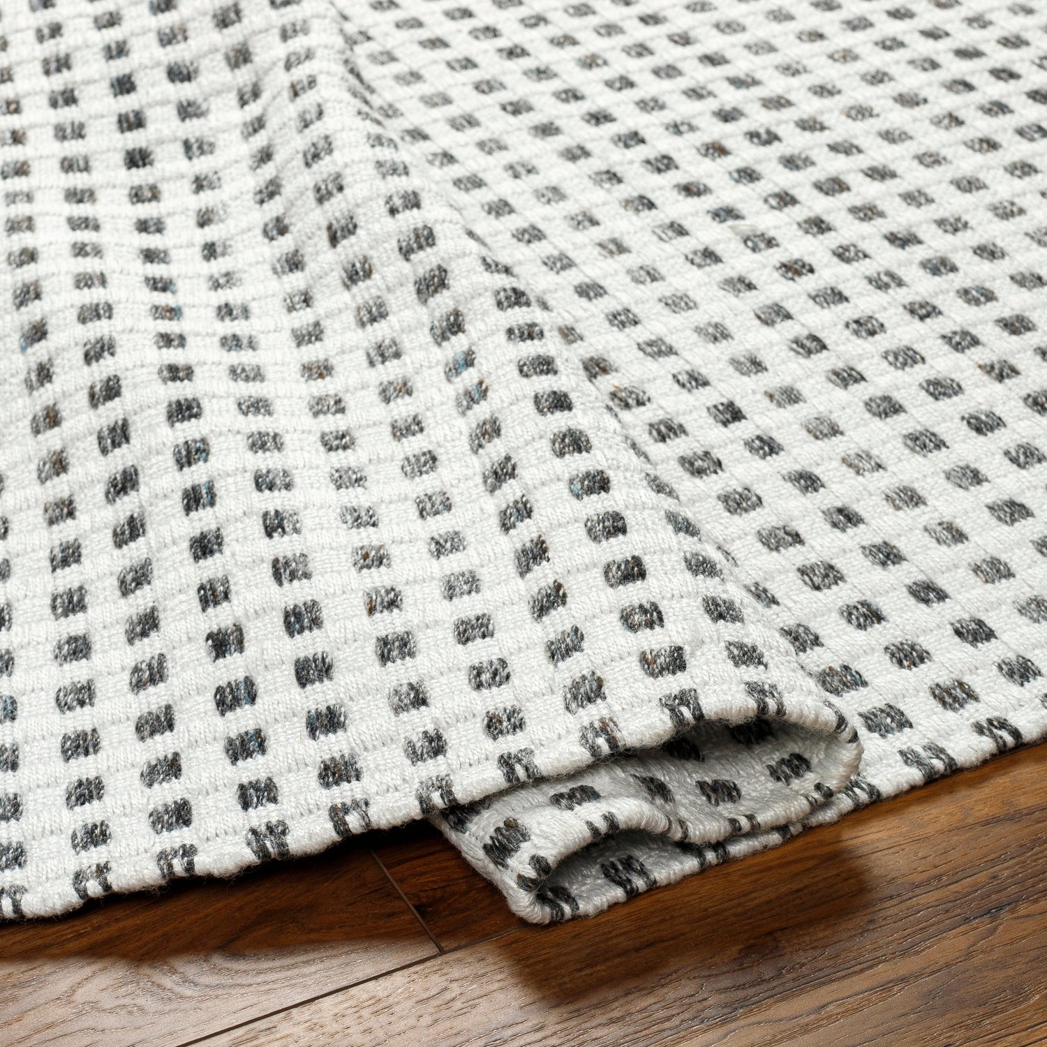 Surya Ariel Ail-2302 Light Silver, Metallic - Silver Rug.