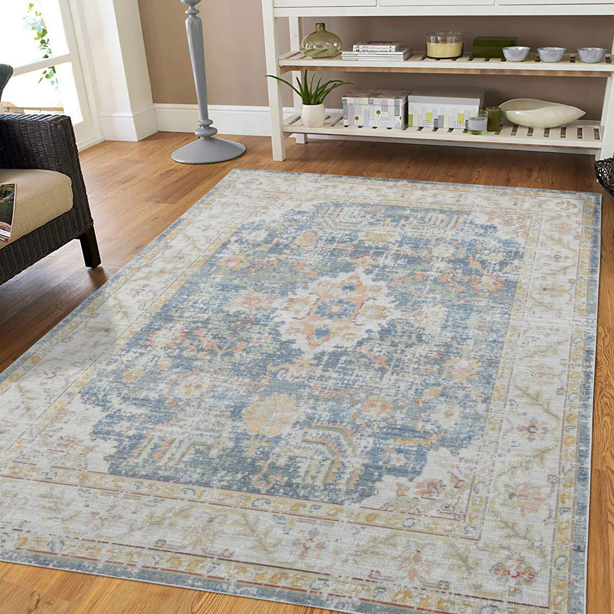 Amer Century Vintage Medallion Power-Loom Indigo Blue/Ivory Rug