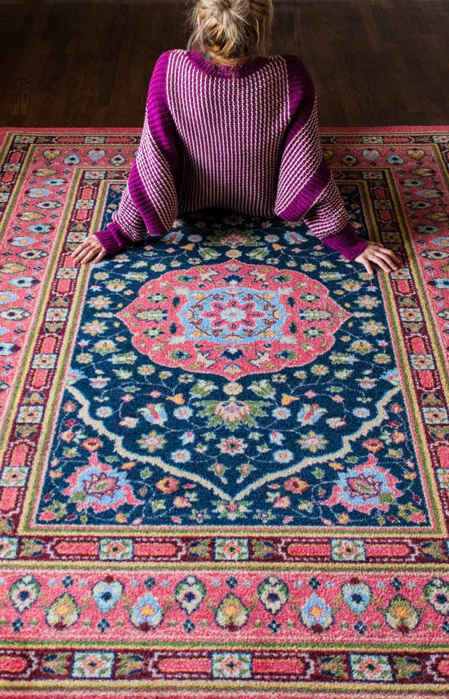 American Dakota Zanza Cardinal Rug - RC0239CDL234