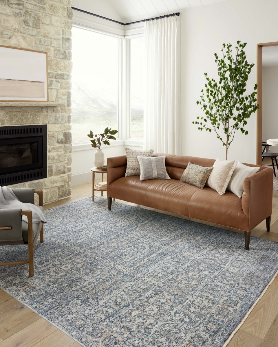 Angela Rose x Loloi Blake Bla-03 Denim/Taupe Rug.