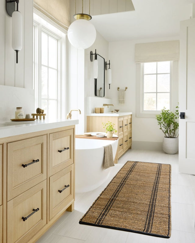 Angela Rose x Loloi Colton Con-01 Natural/Black Rug.