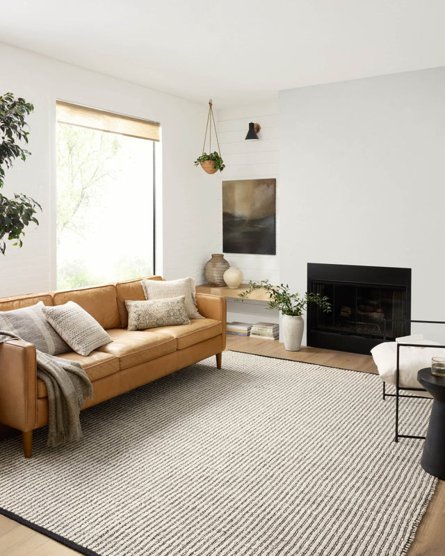 Angela Rose x Loloi Colton Con-02 Ivory/Black Rug.