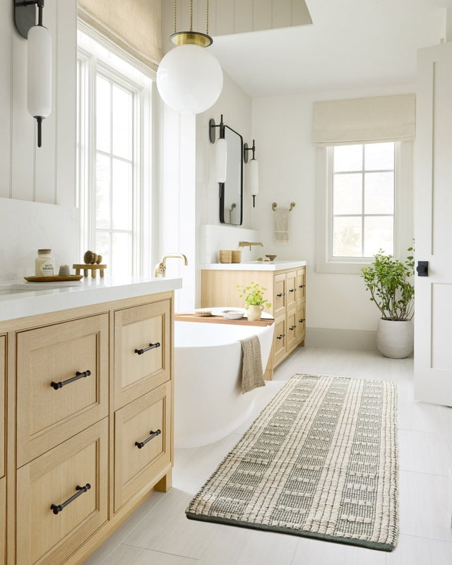 Angela Rose x Loloi Colton Con-03 Ivory/Sage Rug.