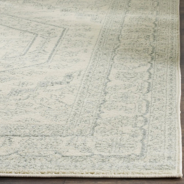Safavieh Adirondack 5'-1" x 7'-6" Rug in Ivory / Slate