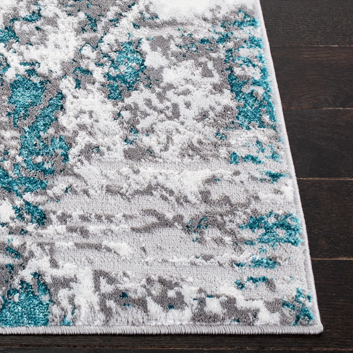 Safavieh Amelia 4'-5" x 6'-5" Rug in Grey / Turquoise