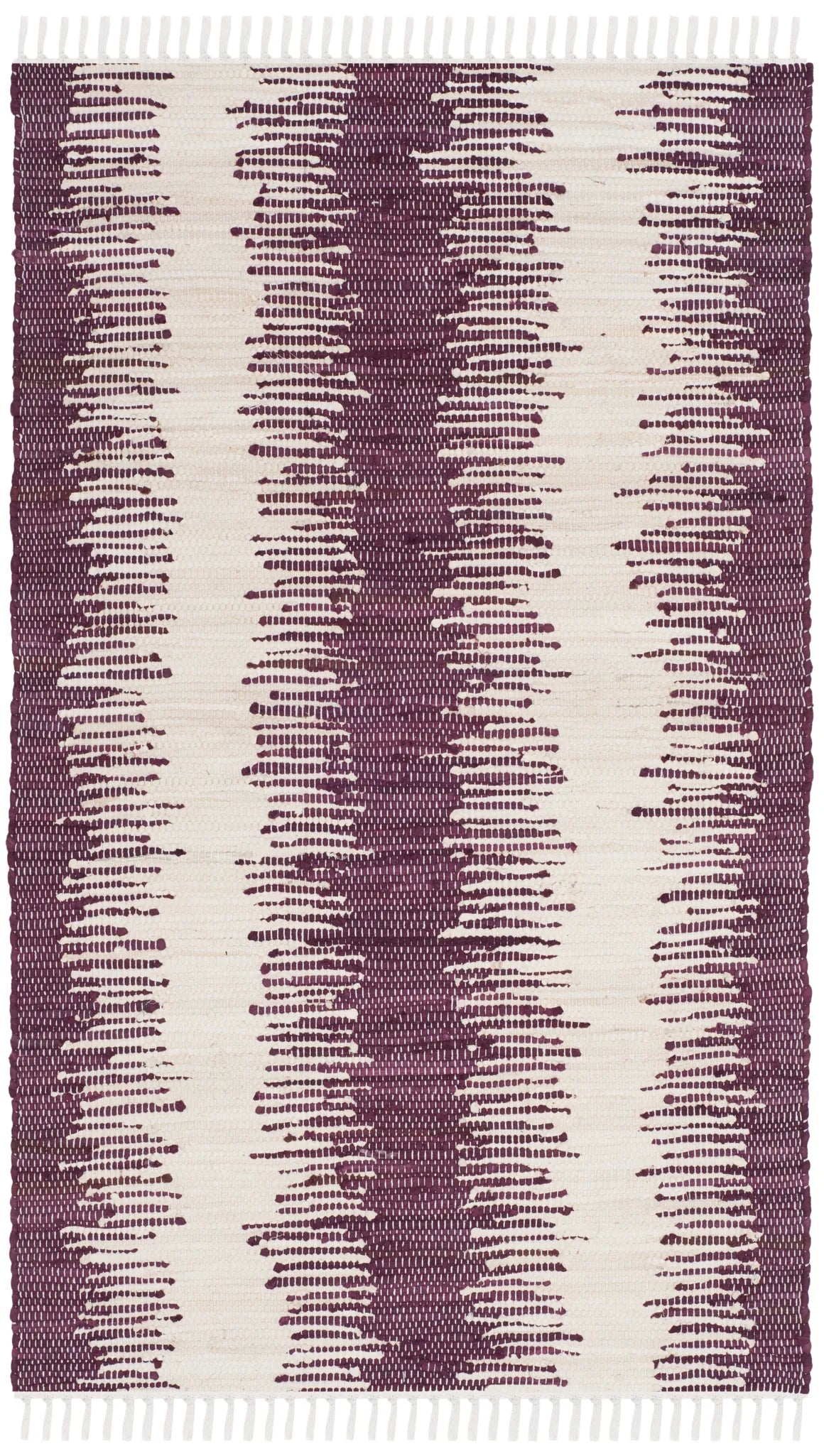 Safavieh Montauk 2'-6" x 4'-0" Rug in Purple