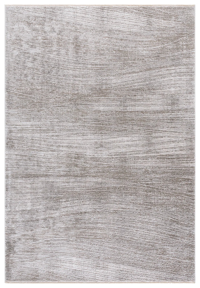 Safavieh Garnet 5'-3" x 7'-6" Rug in Grey / Beige