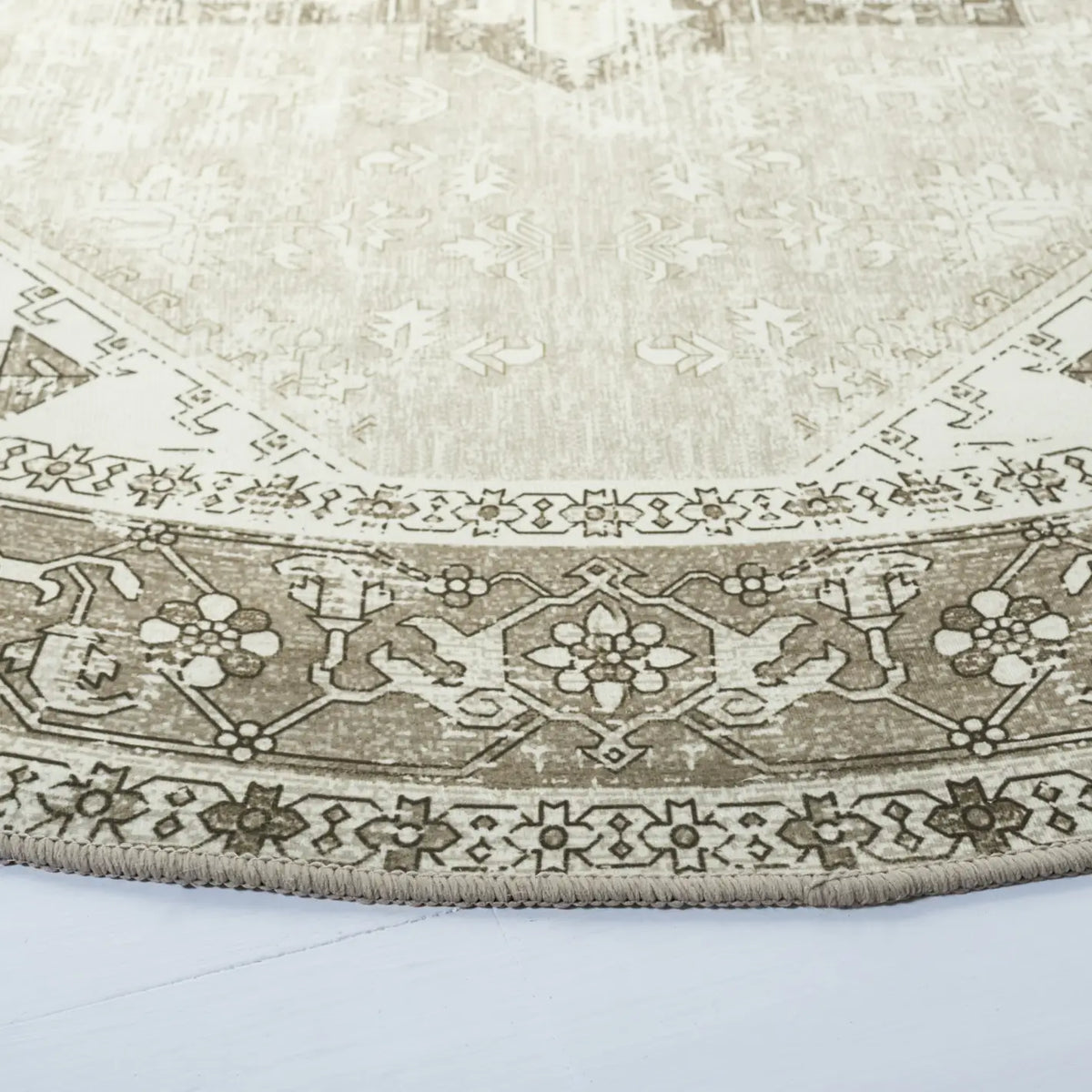 Safavieh Tucson 5'-0" x 5'-0" Rug in Sage / Ivory