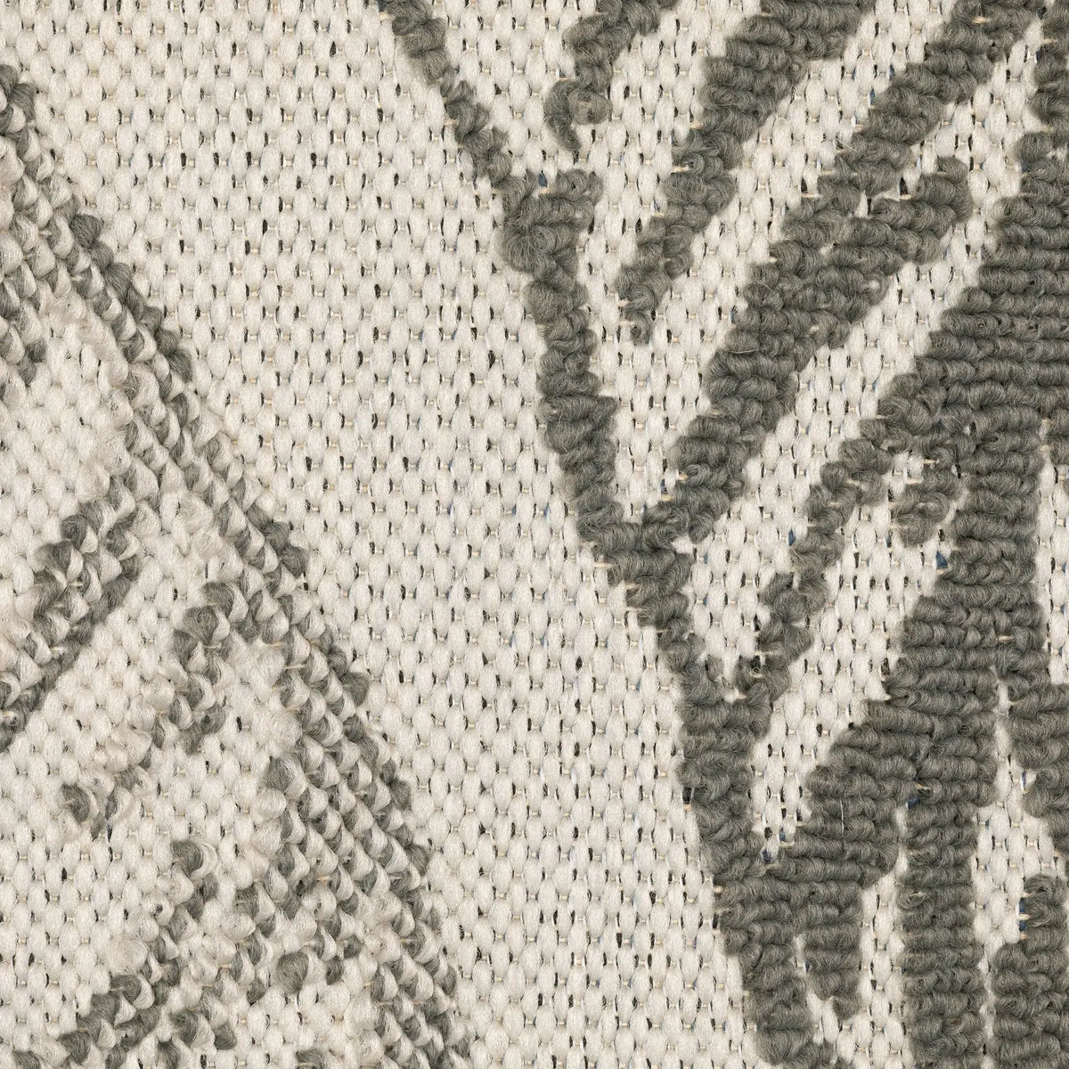 Oriental Weavers Torrey 5570Y Beige/ Grey Rug - room scene 2