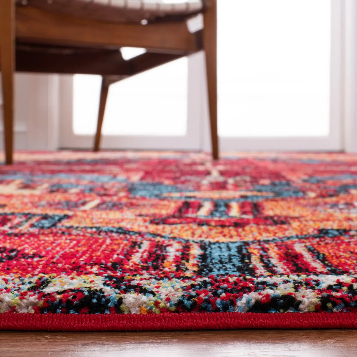 Safavieh Vintage Hamadan 4'-0" x 6'-0" Rug in Red / Blue