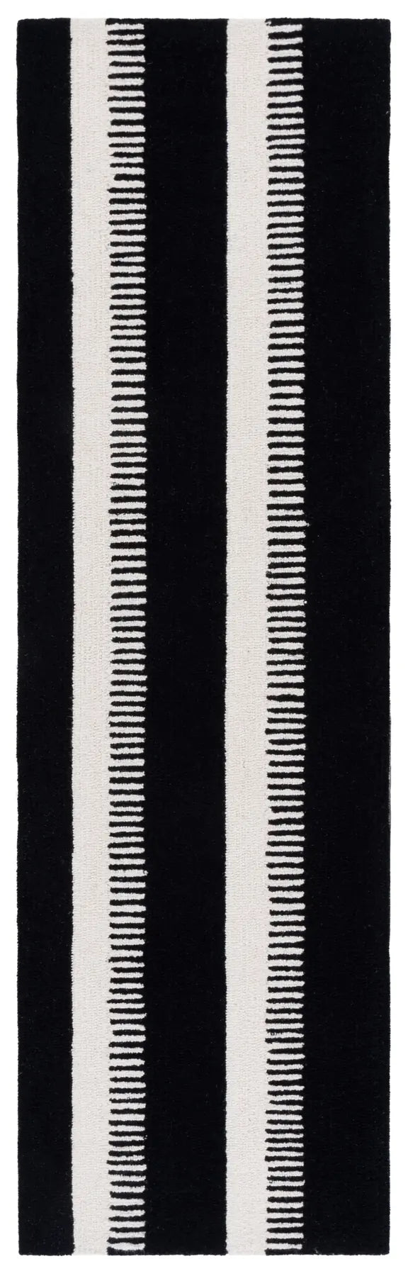 Safavieh Genre 2'-3" x 8'-0" Rug in Black / Ivory