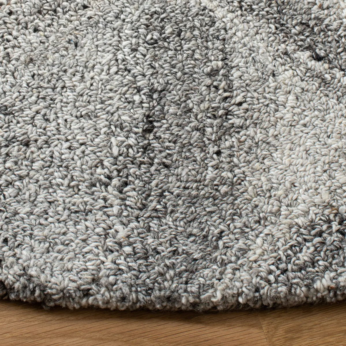 Safavieh Abstract 6'-0" x 6'-0" Rug in Grey / Black