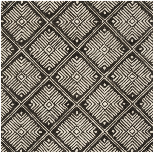 Safavieh Cambridge 6'-0" x 6'-0" Rug in Ivory / Charcoal