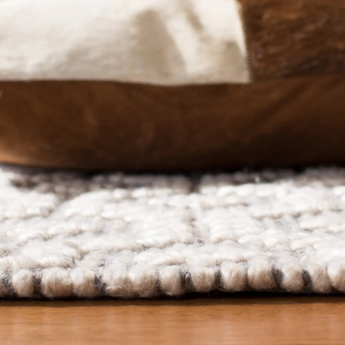 Safavieh Natura 5'-0" x 8'-0" Rug in Grey
