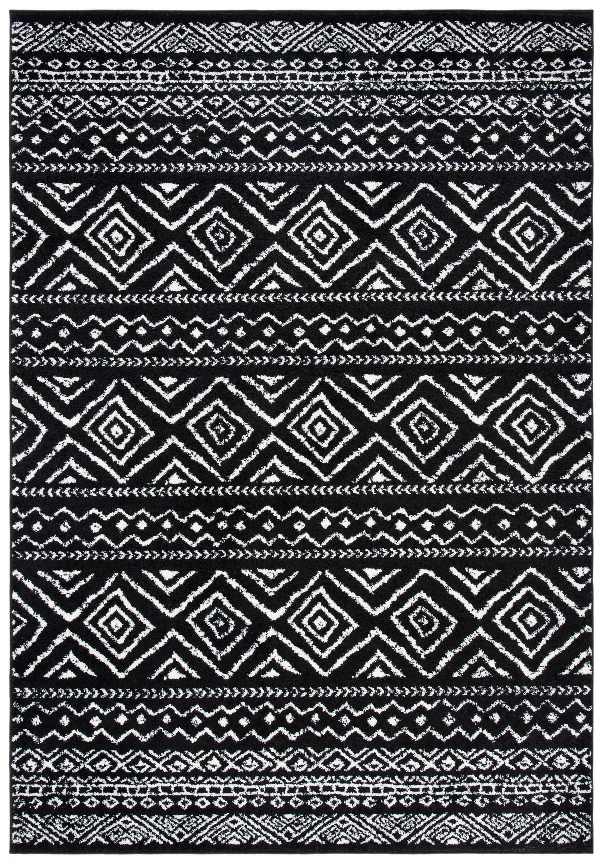 Safavieh Tulum 4'-0" x 6'-0" Rug in Black / Ivory