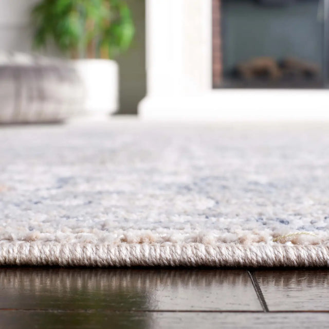 Safavieh Hunter 100 4'-0" x 6'-0" Rug in Ivory / Dark Grey / Sage