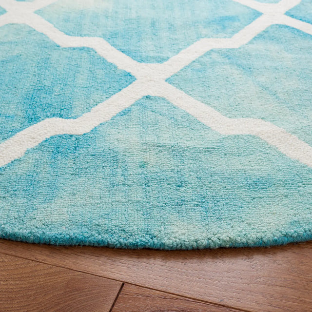 Safavieh Dip Dye 7'-0" x 7'-0" Rug in Turquoise / Ivory