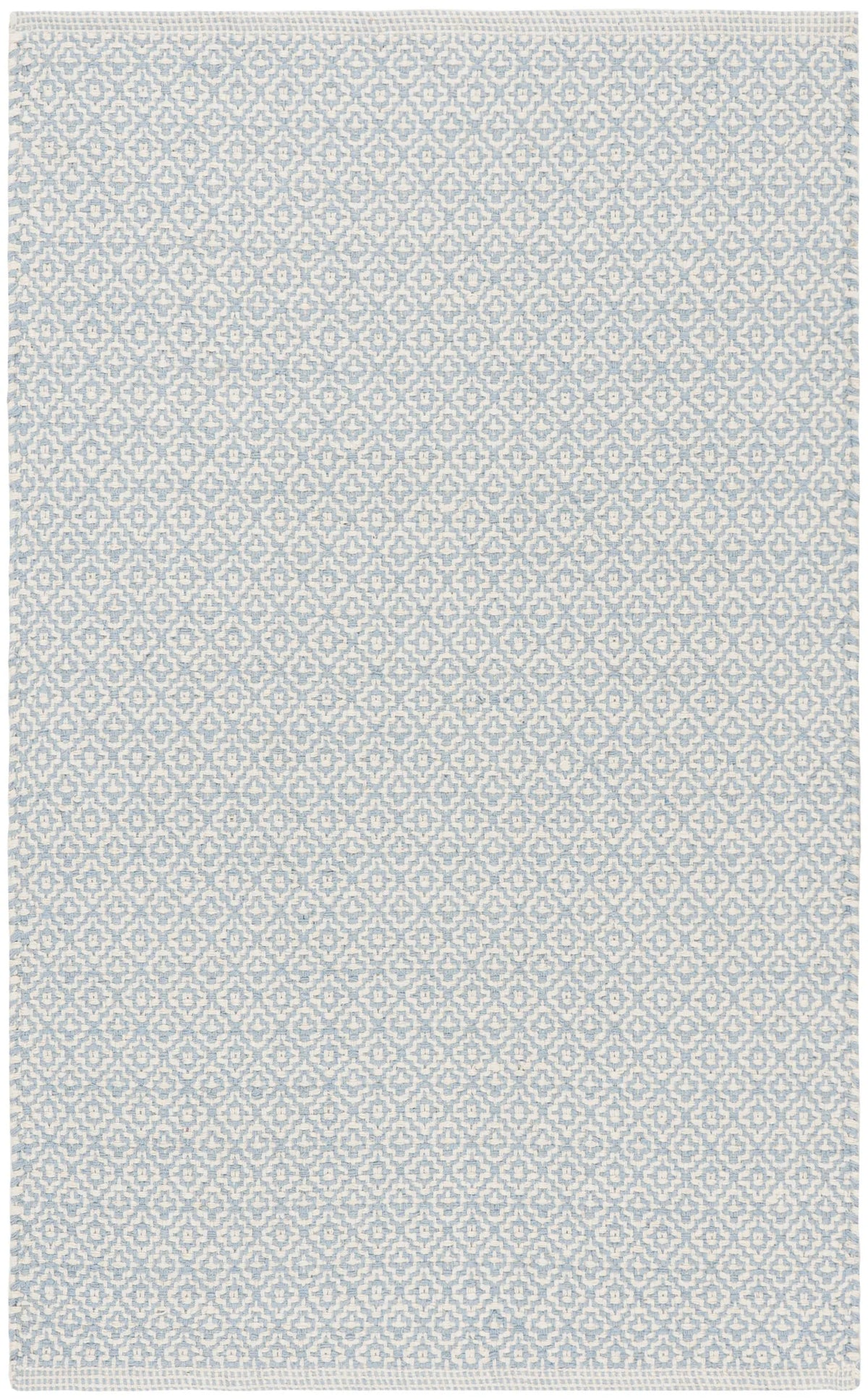 Safavieh Montauk 2'-6" x 4'-0" Rug in Ivory / Light Blue