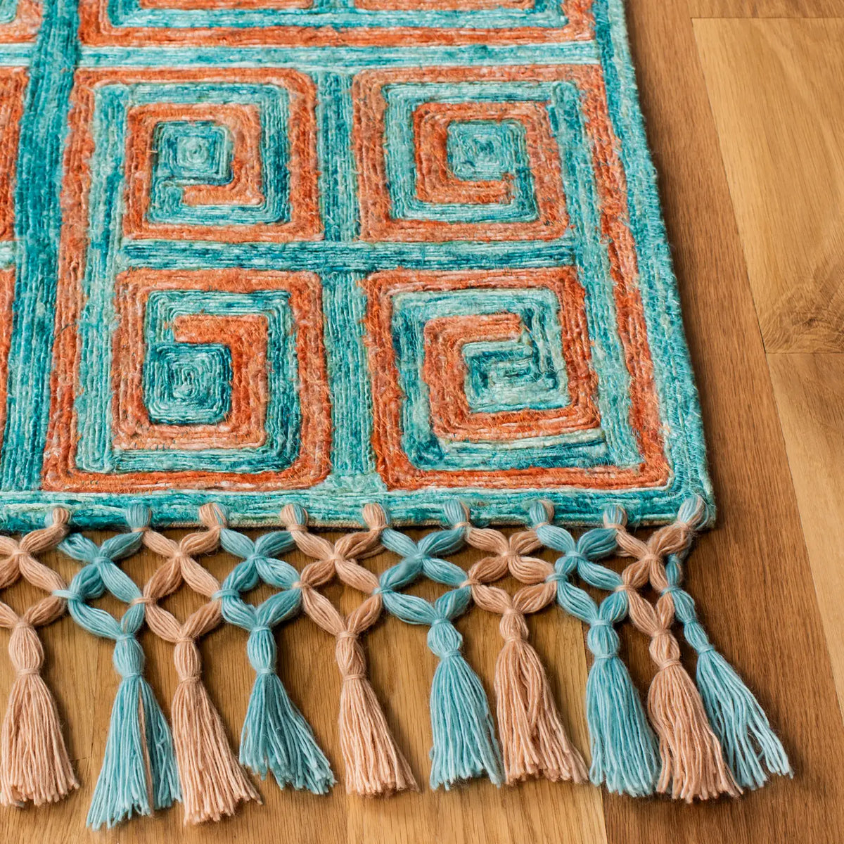 Safavieh Sahara 4'-0" x 6'-0" Rug in Rust / Aqua