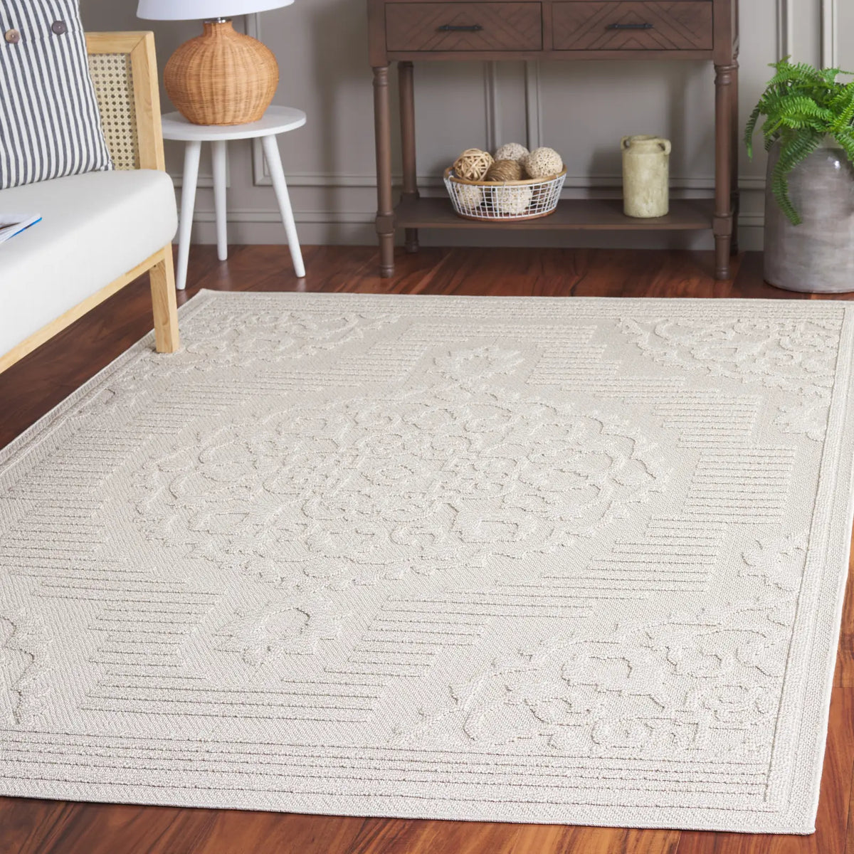 Safavieh Paros 4'-0" x 6'-0" Rug in Ivory