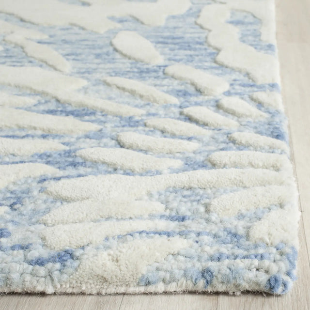 Safavieh Bella 8'-0" x 10'-0" Rug in Dark Blue / Ivory
