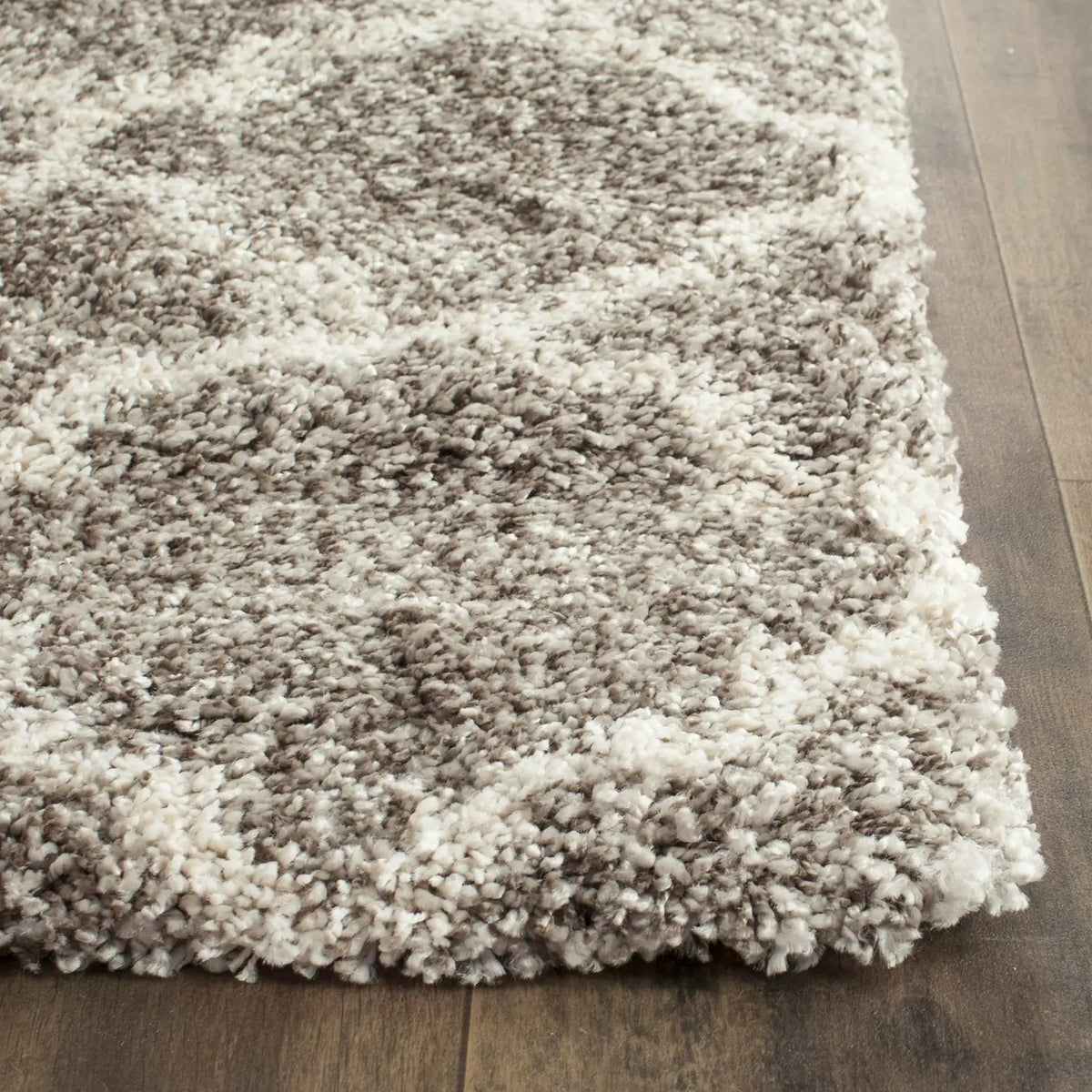 Safavieh Hudson Shag 2'-3" x 10'-0" Rug in Grey / Ivory