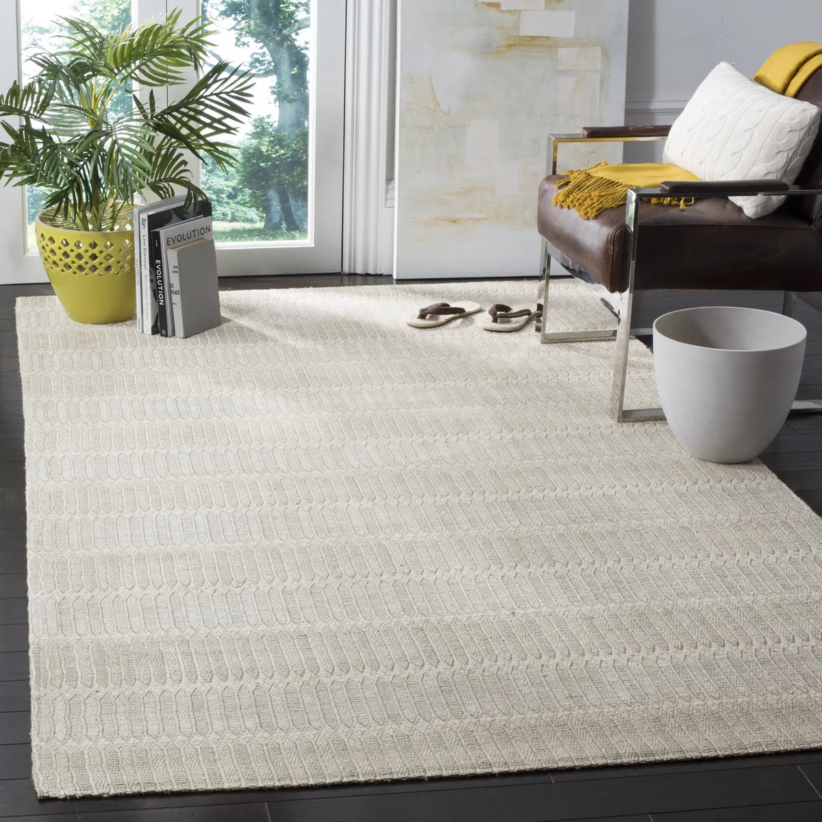 Safavieh Marbella 5'-0" x 8'-0" Rug in Beige