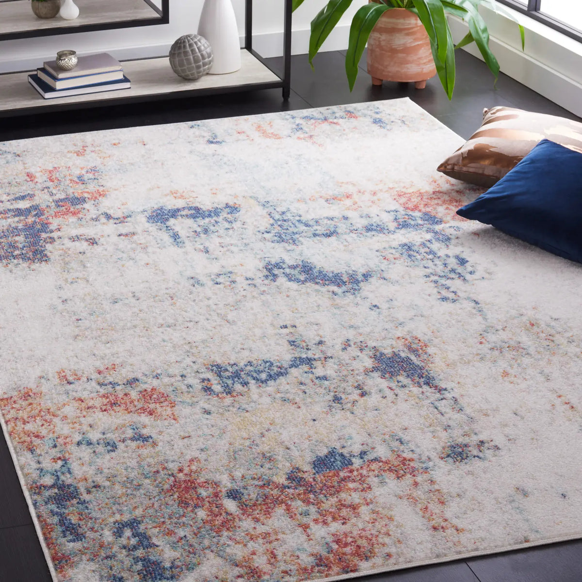Safavieh Phoenix 500 4'-5" x 6'-5" Rug in Ivory / Blue Rust